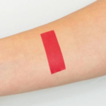 Rouge à Lèvres Liquide Mat Longue Tenue – Intensité et Confort - 1