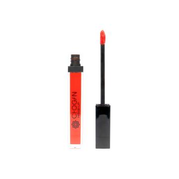 Rouge à Lèvres Liquide Mat Longue Tenue – Intensité & Élégance