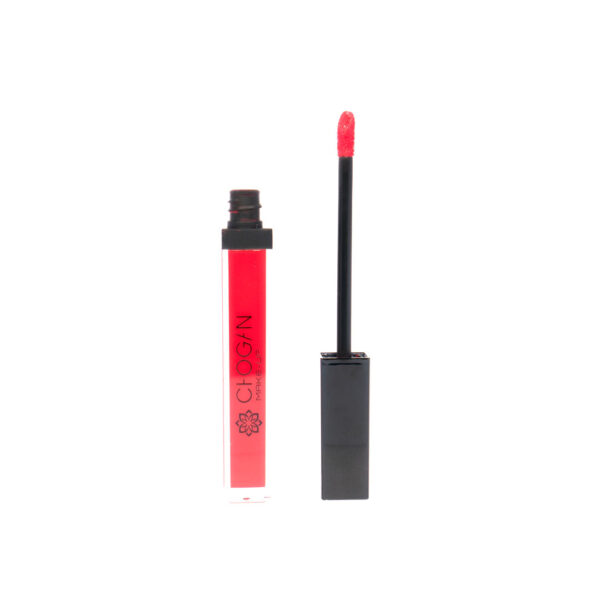 Rouge à Lèvres Liquide Mat Longue Tenue – Intensité et Confort